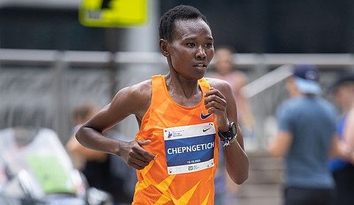 Ruth Chepngetich juoksi naisten maratonilla hämmästyttävän ME:n 2.09.56!